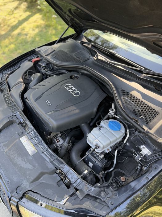 Продам Audi A6 C7 2.0TDI/Англія/ Механіка/Підігрів/Чорна стеля/Ксенон оптика/ліхтарі led