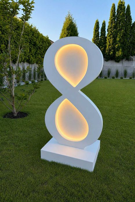 Ozdobna cyfra Led (ósemka)