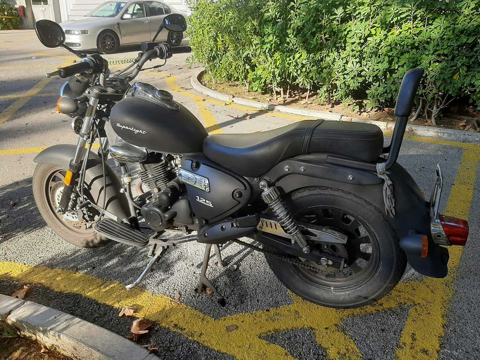 keeway Superlight 125