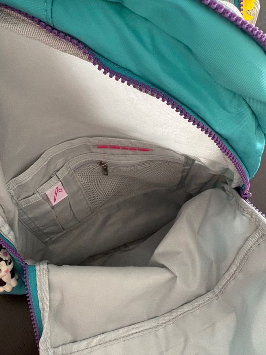 Vendo mochilas escolares como novas