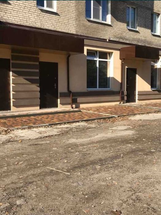 Сдается помещение, удобно под магазин, кофейню, парковка. 10600.: 10 ...