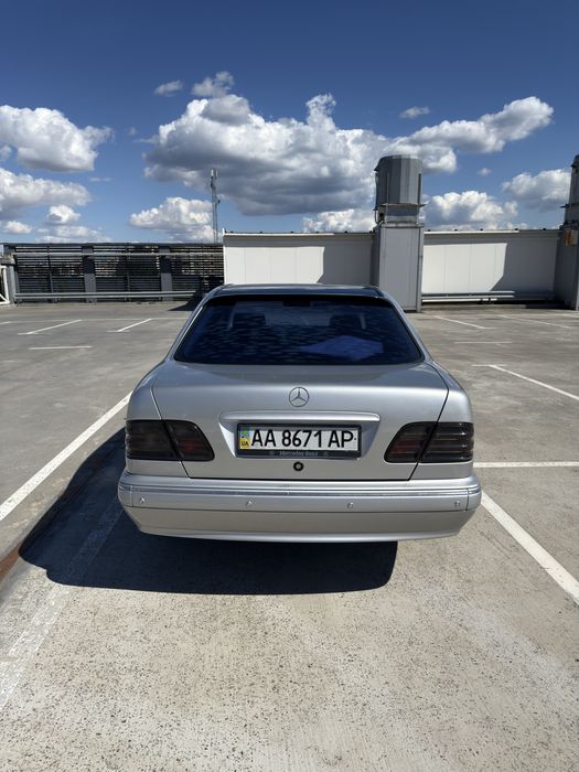 Mercedes-Benz E280 2000 w210
