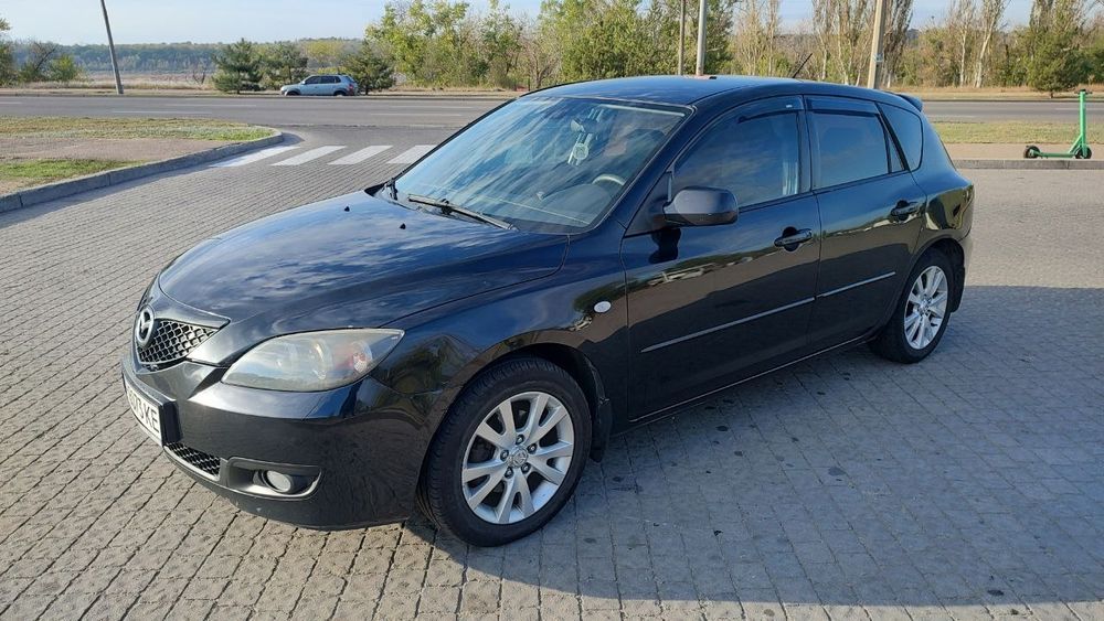 Mazda 3 Hatchback 2006 г., газ/бензин