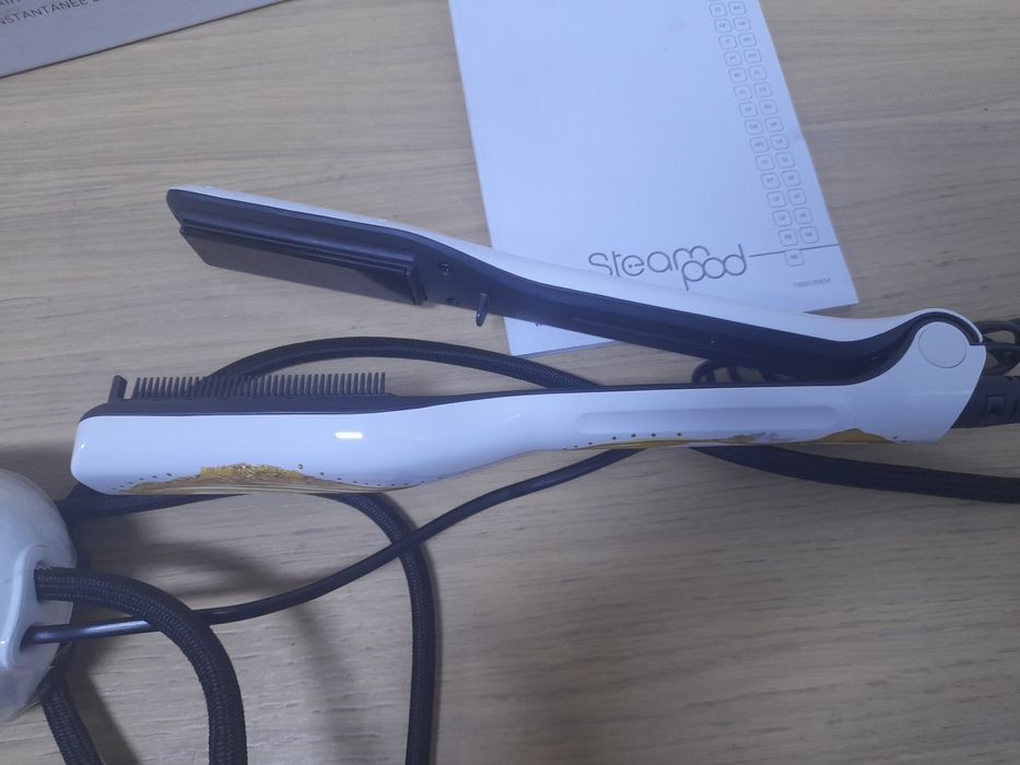 Професійний паровий стайлер для волосся