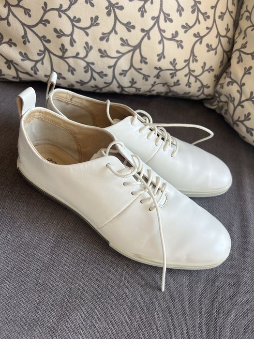 Ecco skorzane damskie białe trampki eleganckie 37