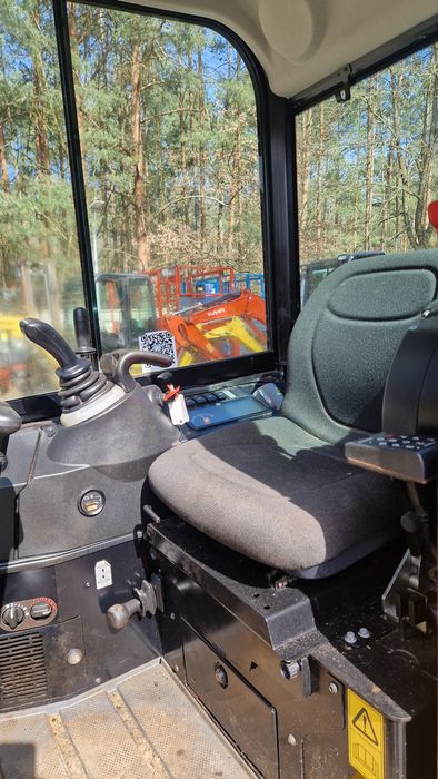 Minikoparka JCB 16C1 z 2022 roku 800mth jak nowa