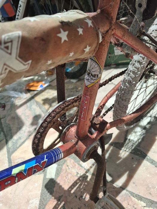 Bicicleta BMX anos 80. PHOENIX.