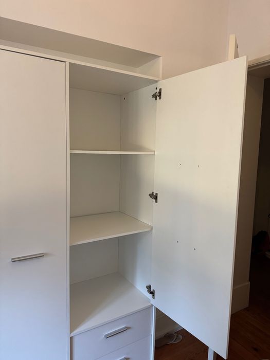armario branco de quarto