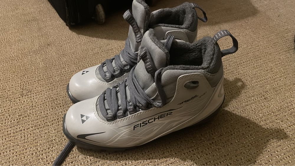 Черевики для бігових лиж Fischer XC Sport