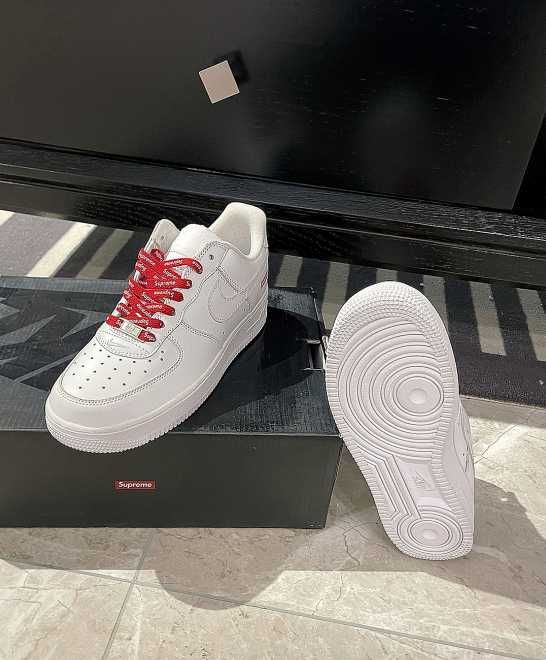 Nike Air Force 1 Low Supreme White R.44