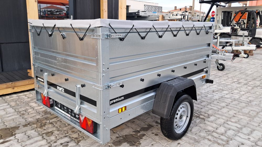 Atrelado MARTZ PREMIUM 264/2 + taipal duplo e Lona de cobertura plana