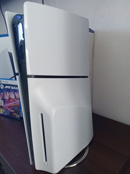 Playstation 5 slim em ótimo estado completo