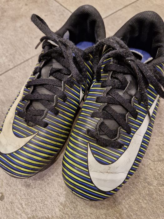 Korki dziecięce Nike r.32