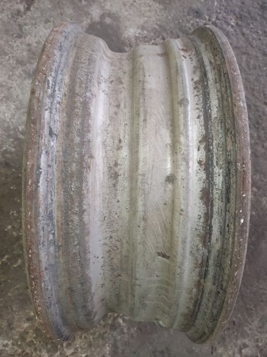 Лазерна чистка( очищення) металу від іржі, фарби, мастила!