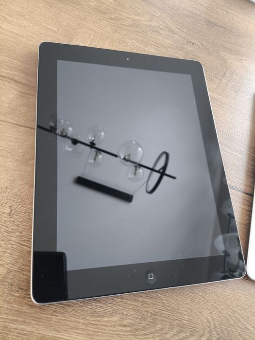 3 szt Apple iPad 2 A1396 32 GB Wi-Fi + 3G