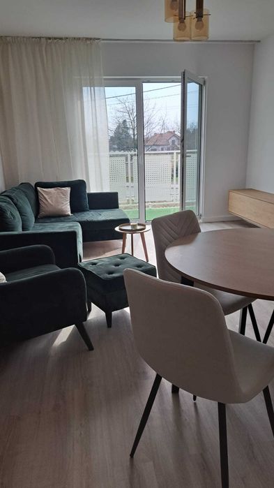 Komfortowe mieszkanie  68 m² (salon + 2 pokoje) – Ostrów Wlkp., ul. Długa