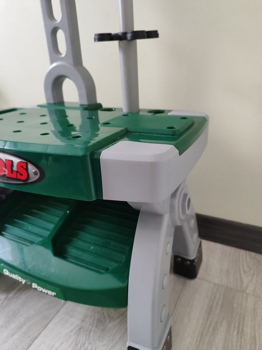 Mini warsztat z narzędziami dla majsterkowicza