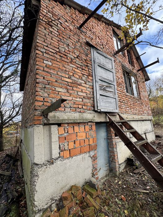 Продається дачний будинок.