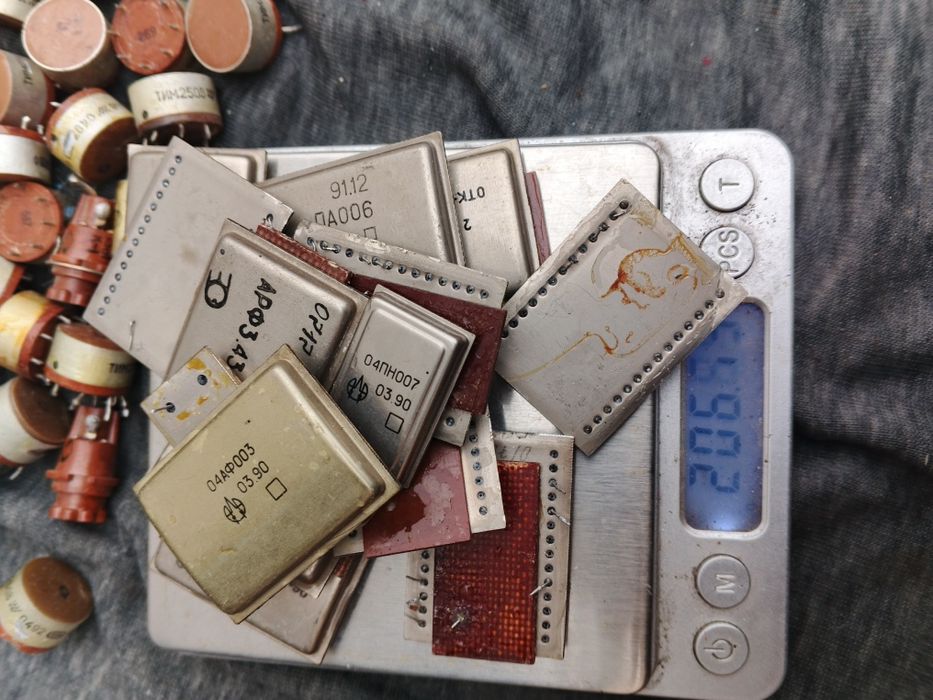 Радіодетелі в переробку