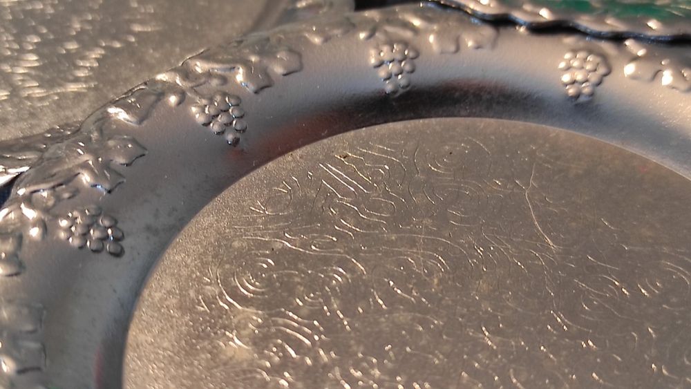 Zestaw spodków srebrnych metalowych z PRL u