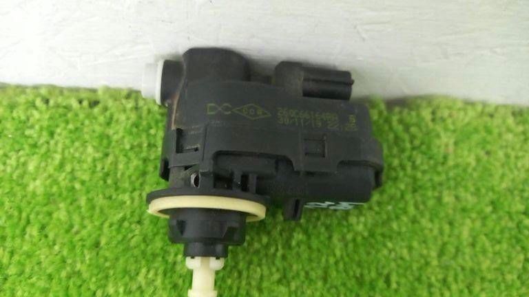 silniczek lampy renault clio iv / megan iv/ trafic / opel vivaro