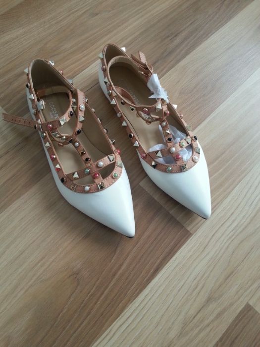 Nowe buty/sandałki