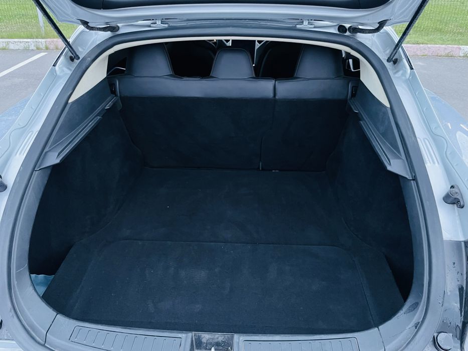 Tesla Model S 2016’ Dual motor
