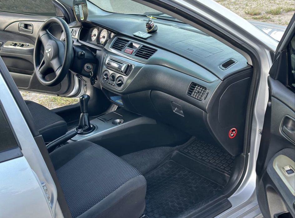 Mitsubishi Lancer 9 2007 год, 1.6 бензин