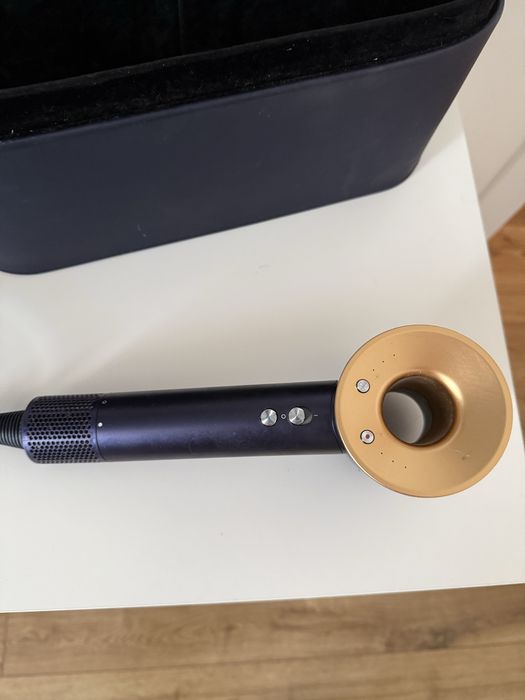 Фен Dyson Airwrap HS05 без насадок
