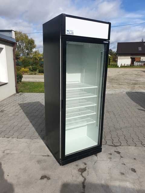 Witryna chłodnicza 700 litr,chłodnia,lodówka.NoFrost