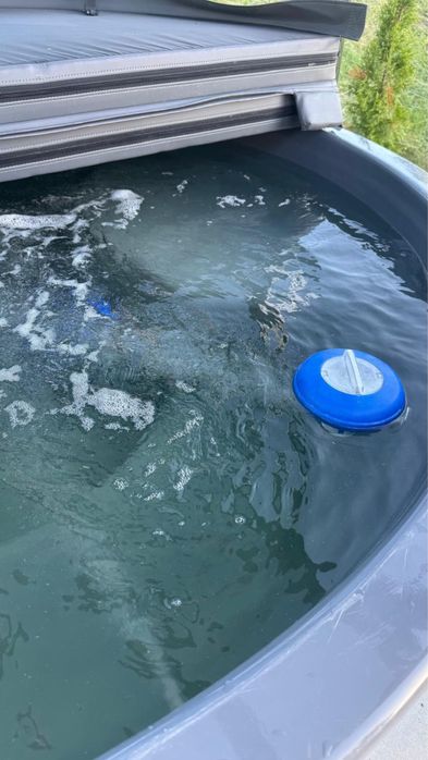 Jacuzzi 2,20 powiekszona