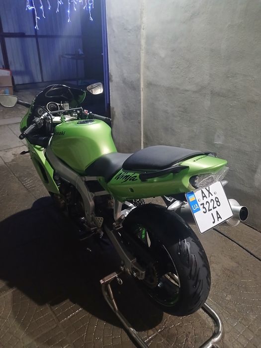 Продам  Кавасаки  Zx 6R