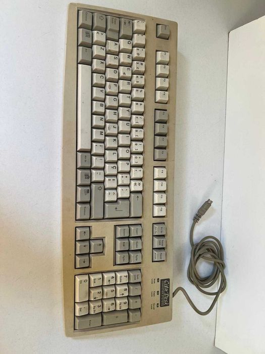 City Desk Computer System Keyboard64550306606850120