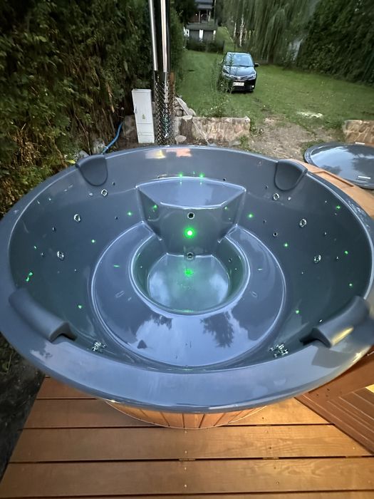 Balia AKRYL Wellnes Jacuzzi Ogrodowe Spa Beczka Basen Sauna Producent