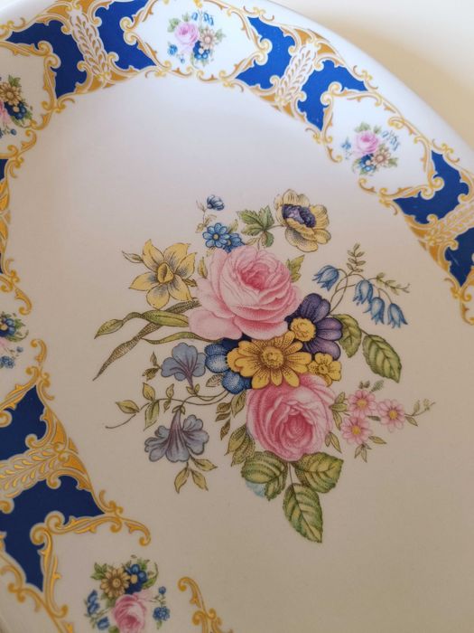Travessa de porcelana Limoges muito antiga.