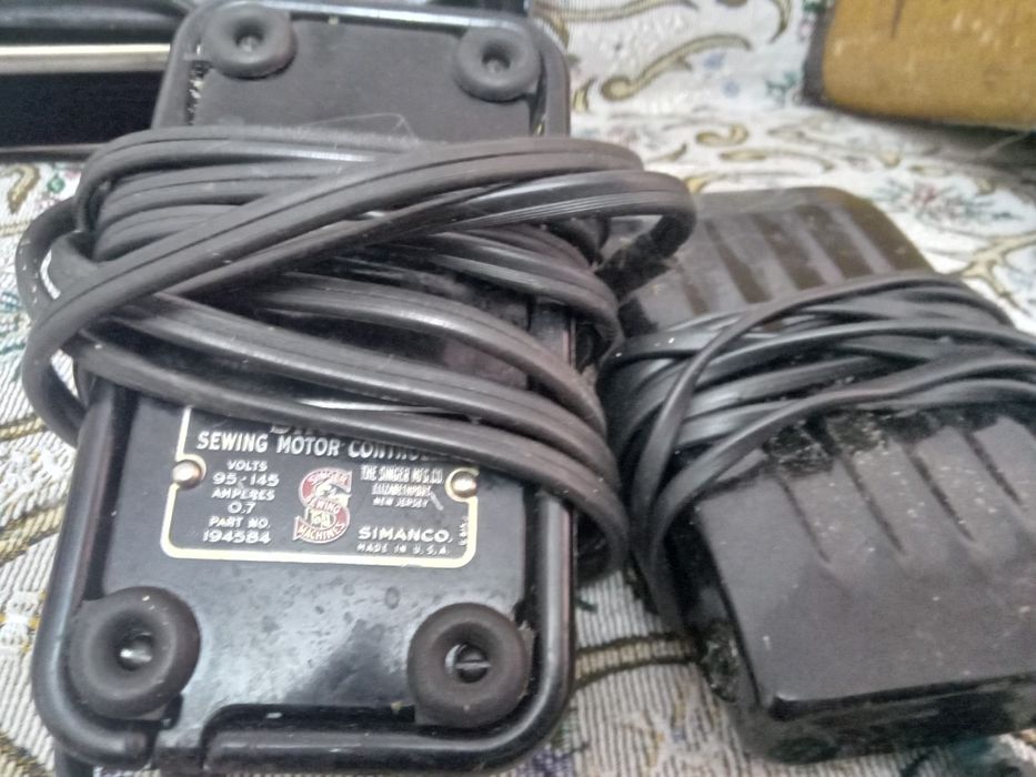 Швейная машина Singer