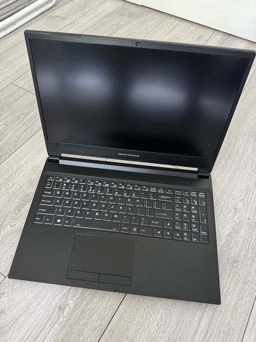 Laptop Dream Machines na części