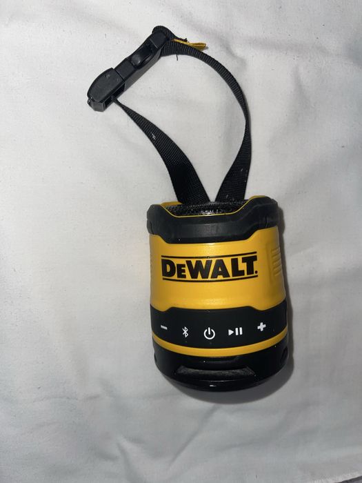 Coluna de som DEWALT original - Bluetooth - preto e amarelo