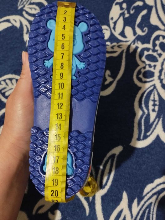 Резиновые сапоги