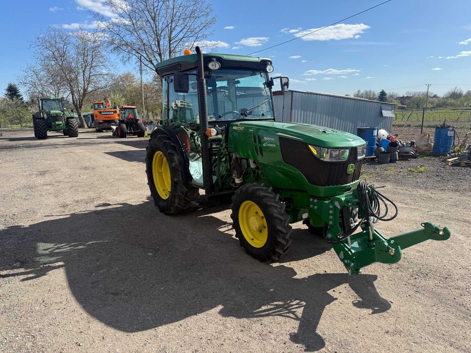 John Deere 5100GN,TUZ-sadowniczy-2016 rok