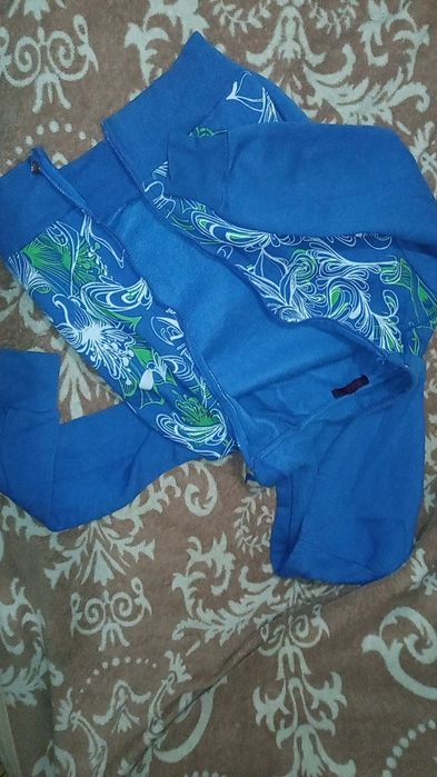 Тепла кофтинка на застібку