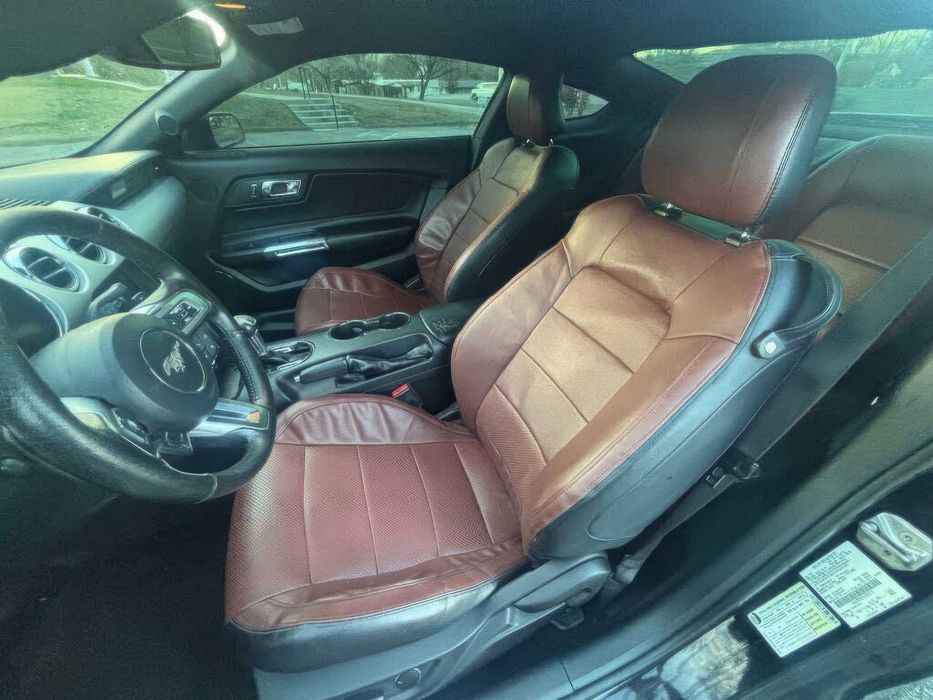 Ford Mustang EcoBoost Premium      2015