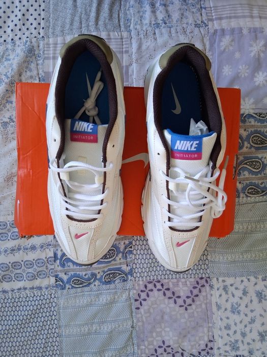 Sapatilhas Nike novas
