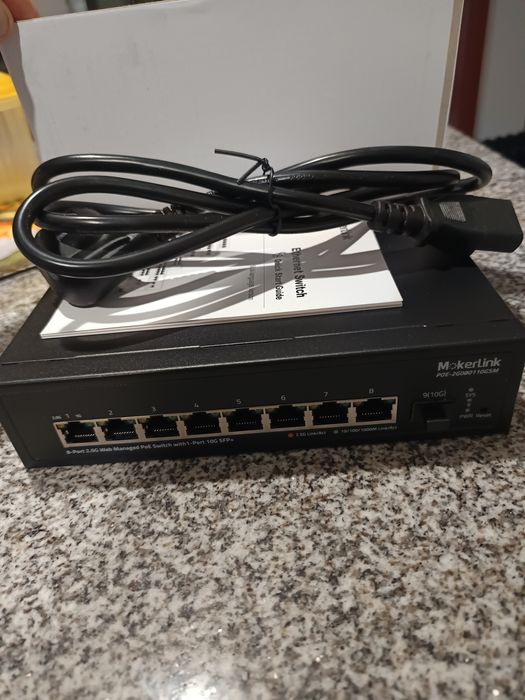 Switch gerenciável MokerLink de 8 portas 2.5G

PoE