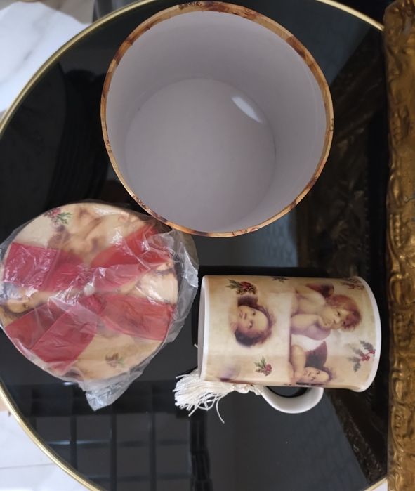 Kubek z aniołkami w pudełku  prezentowym