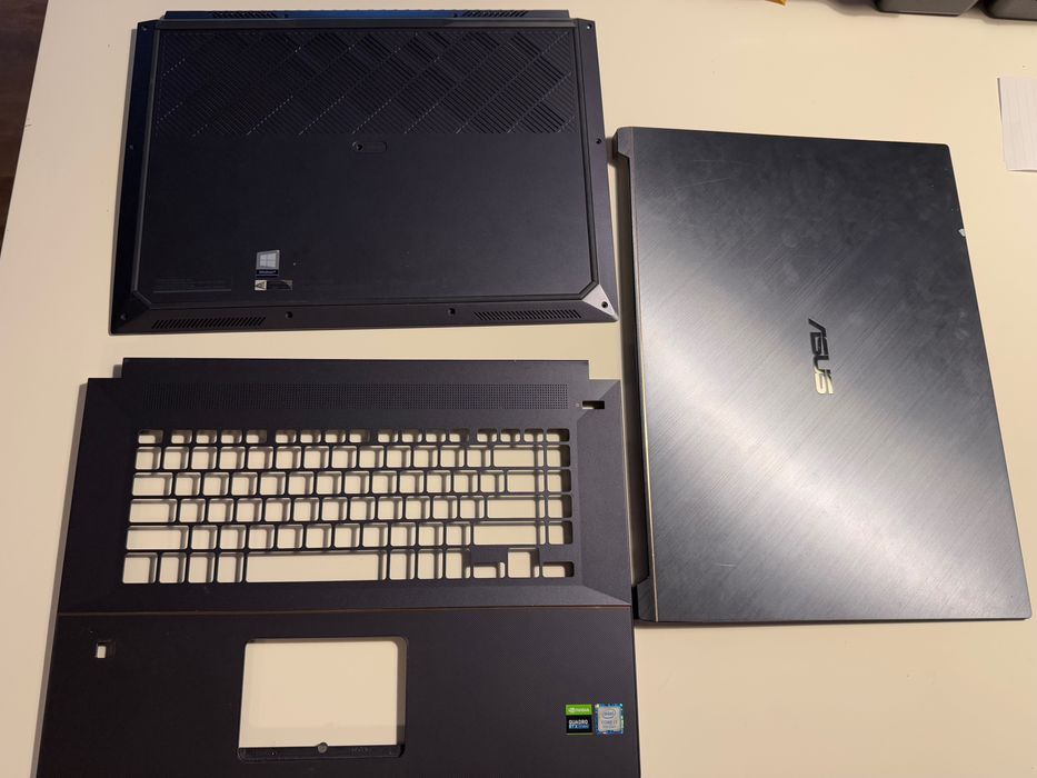 Asus ProArt Studiobook W700 - sprzedaż wszystkich części lub na części