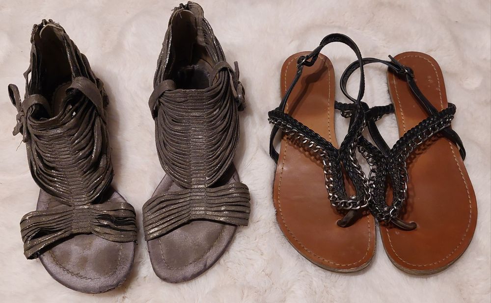 Sprzedam 2 pary butów sandałki rozm. 39