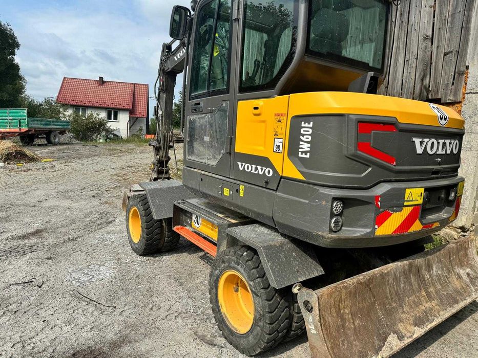 Koparka kołowa VOLVO EW60E rok produkcji 2021 KOMPLET