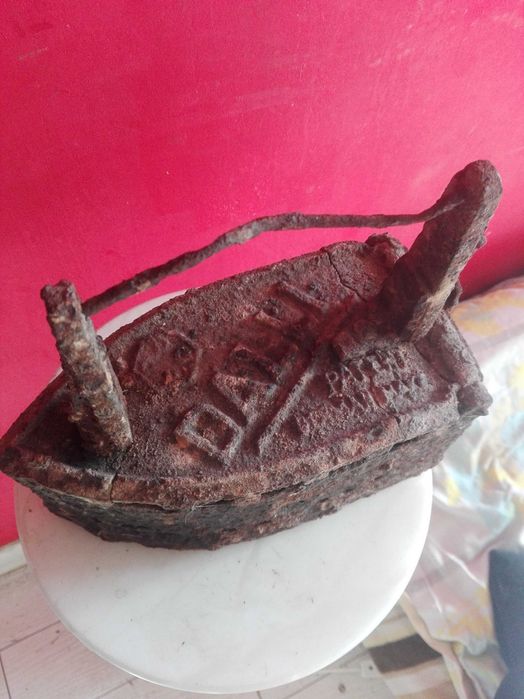 Stare żelazko DALLI.