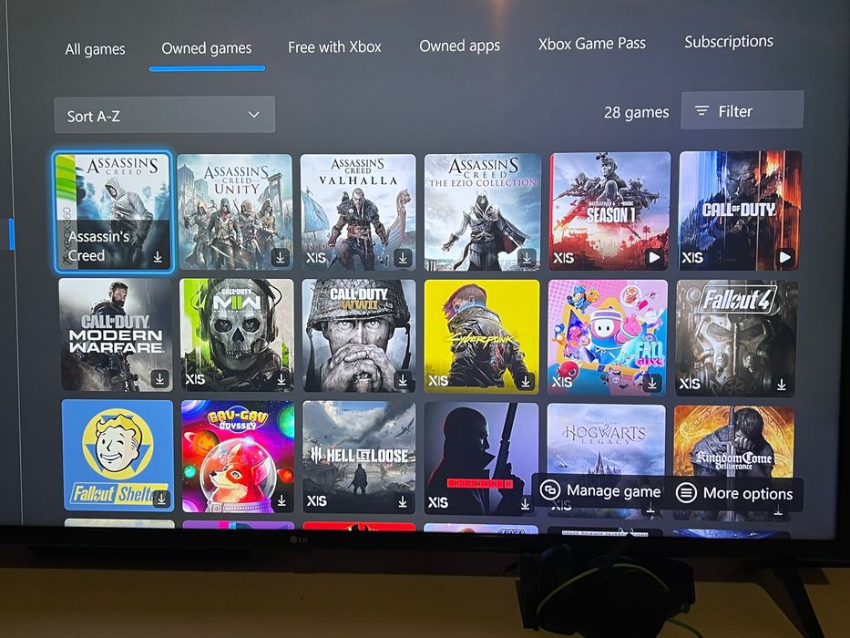 Xbox Series X como nova, conta e 2 comandos
